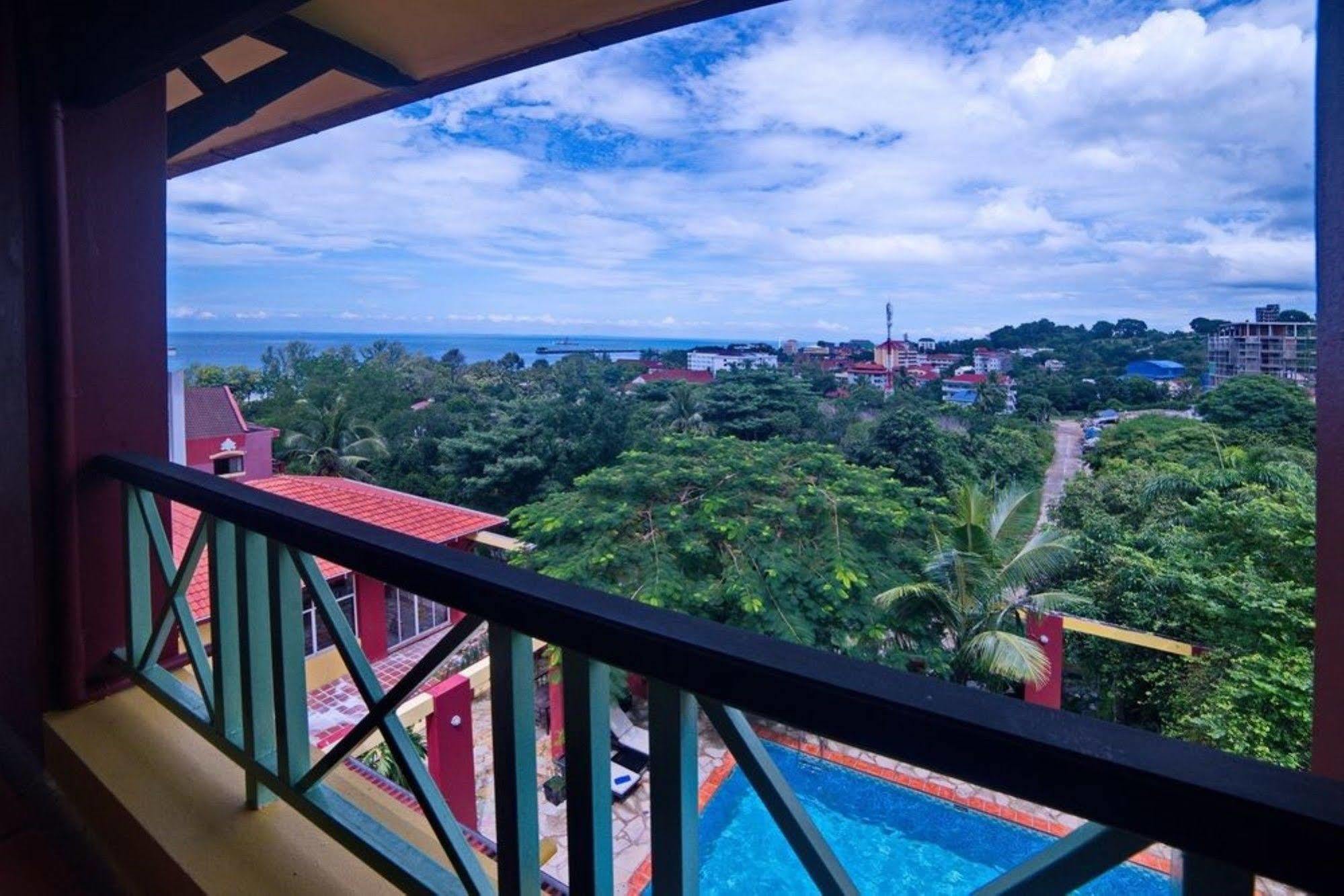 The Harbor Lights Palace Sihanoukville Exteriér fotografie